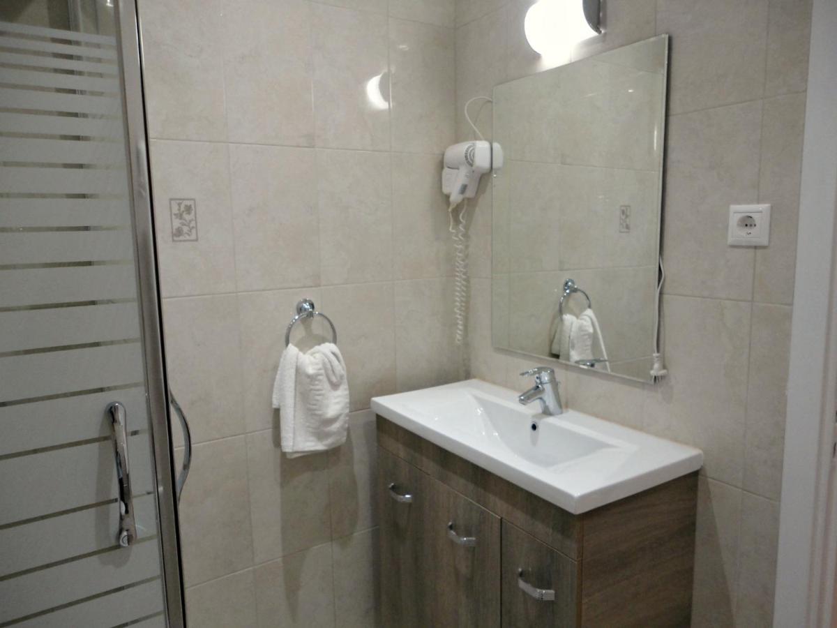 Galini Beach Studios And Penthouse Месонґі Екстер'єр фото