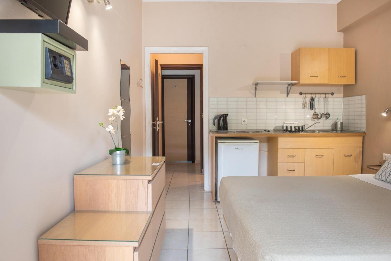 Galini Beach Studios And Penthouse Месонґі Екстер'єр фото