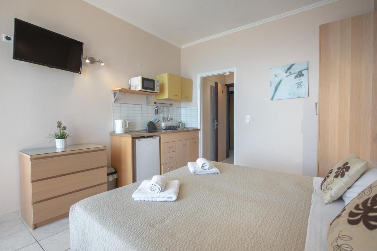 Galini Beach Studios And Penthouse Месонґі Екстер'єр фото