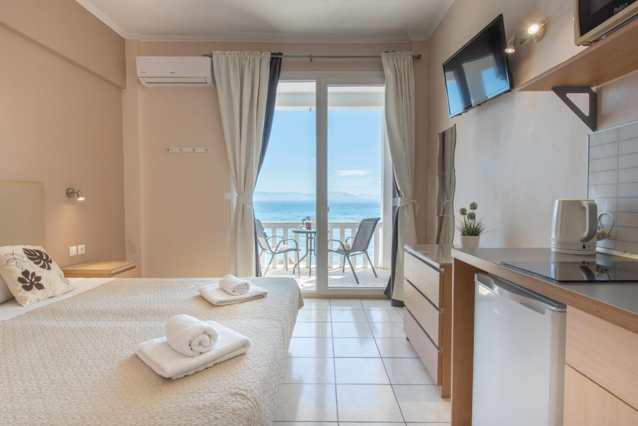 Galini Beach Studios And Penthouse Месонґі Екстер'єр фото