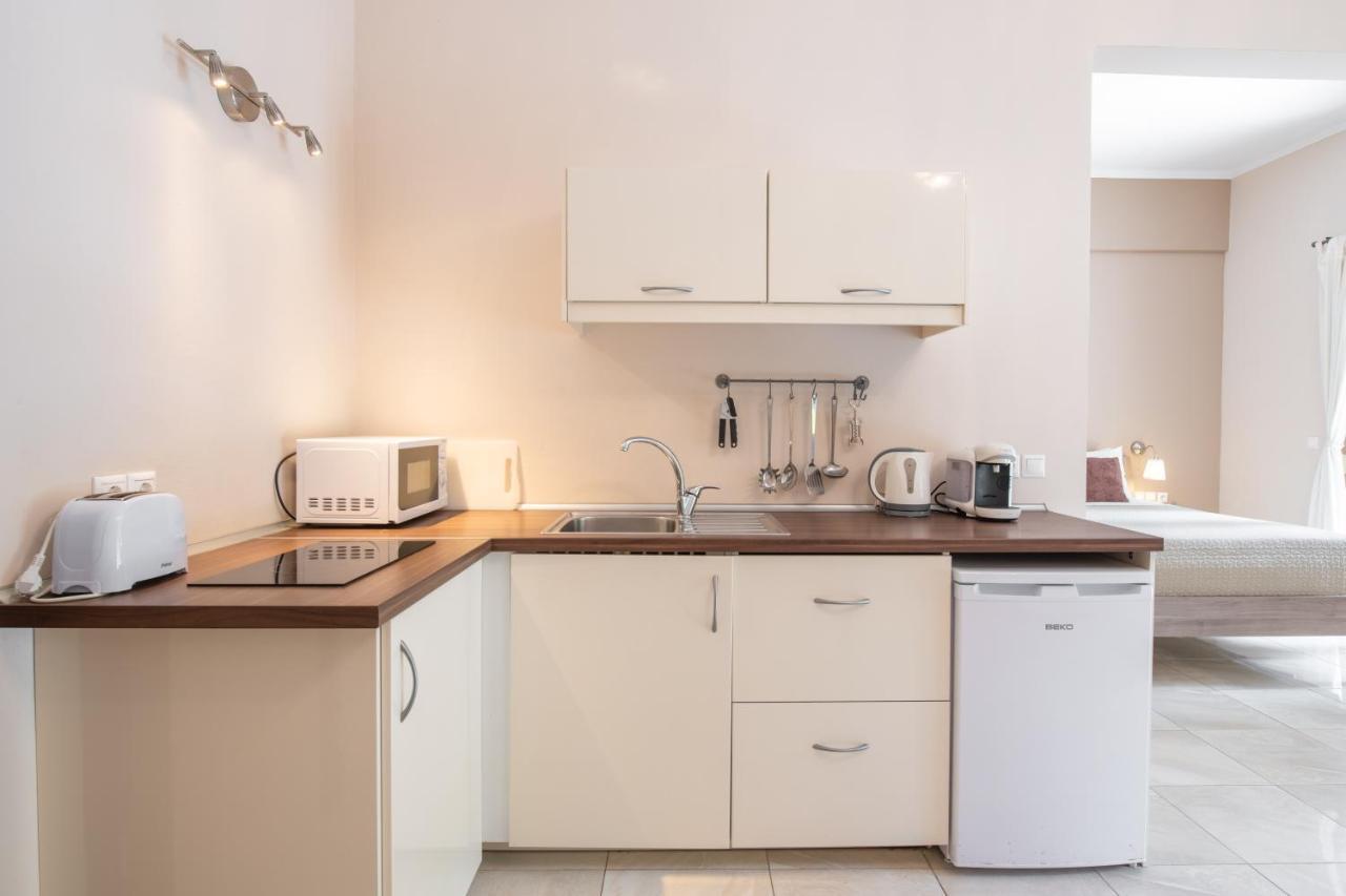 Galini Beach Studios And Penthouse Месонґі Екстер'єр фото